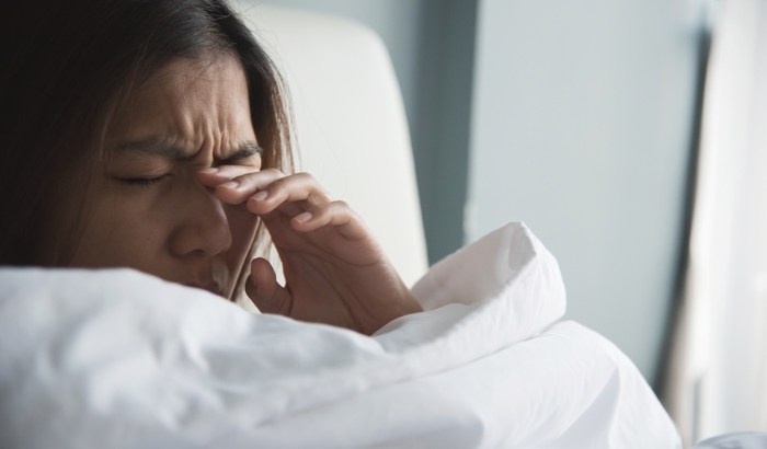 Why are my eyes so dry when I wake up