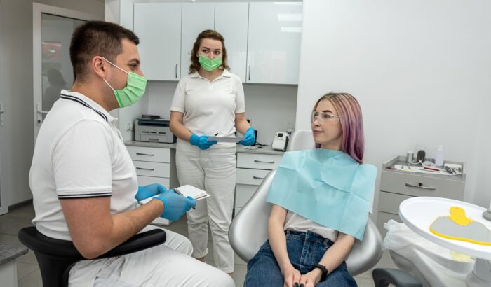 Fast & discreet teeth straightening in Bury — is straights right for you?