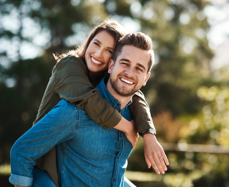 What are dental crowns?